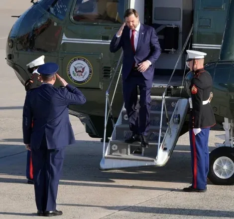 JD Vance Warns Iran Ahead of Peace Talks, Carrying Tough Message from President Trump