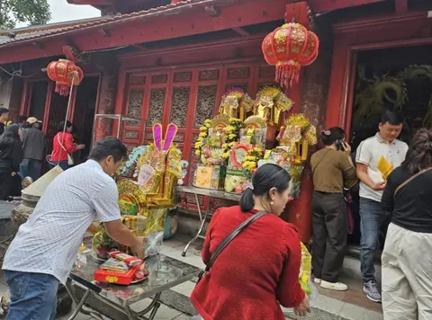 Cuando el “donativo voluntario” tiene precio