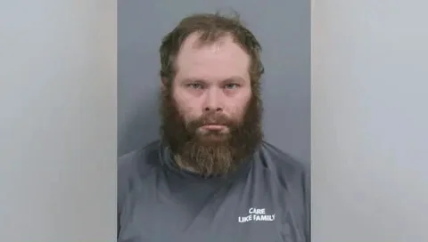 Người đàn ông Georgia lãnh án tù chung thân vì bắn chết bạn gái rồi phi tang thi thể