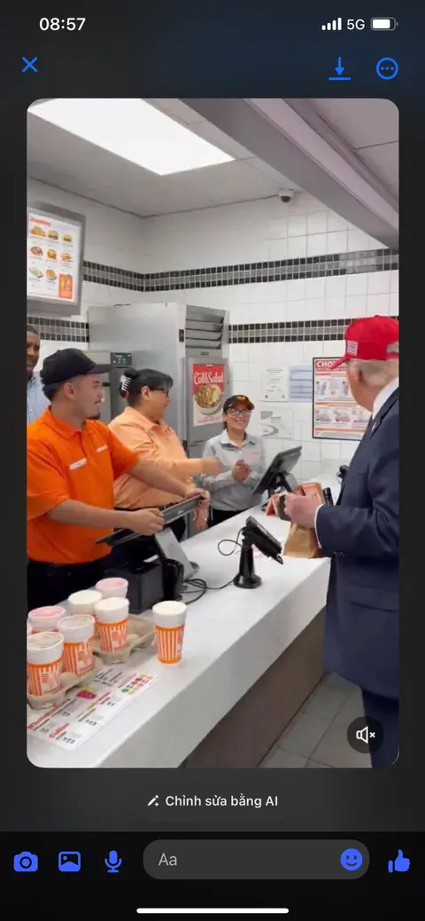 El Presidente aparece en Corpus Christi, cuna de Whataburger