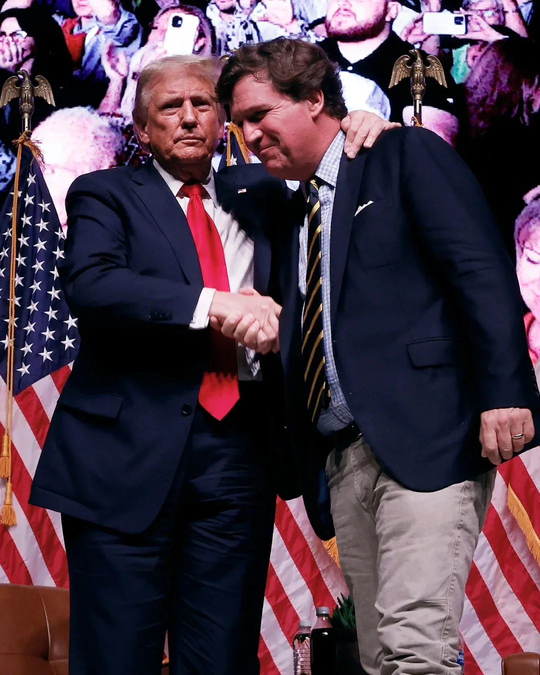 Tucker Carlson critica al presidente Trump y dice "sentir lástima" en medio de la controversia por Irán